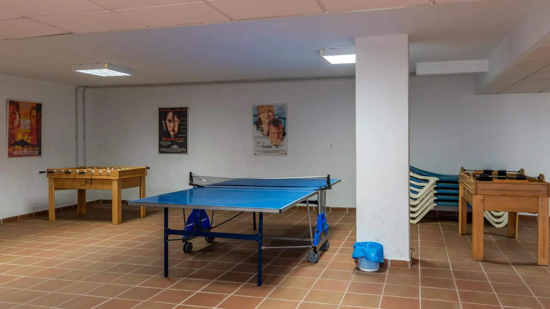 Cozy Beachfront 2Br With Terrace, Pool And Garage Sitio de Calahonda 0*,  Spain