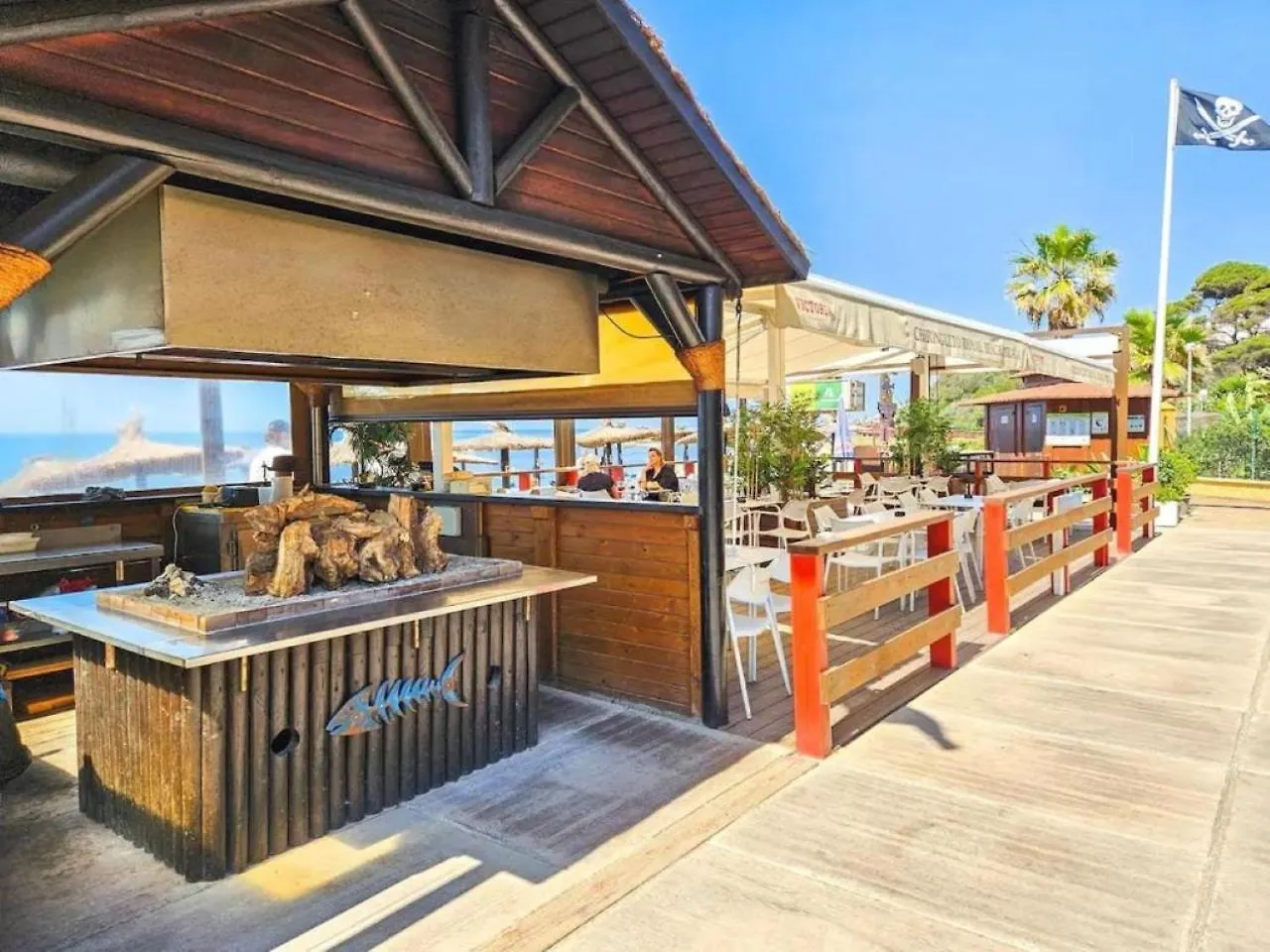 Cozy Beachfront 2Br With Terrace, Pool And Garage Sitio de Calahonda Apartment